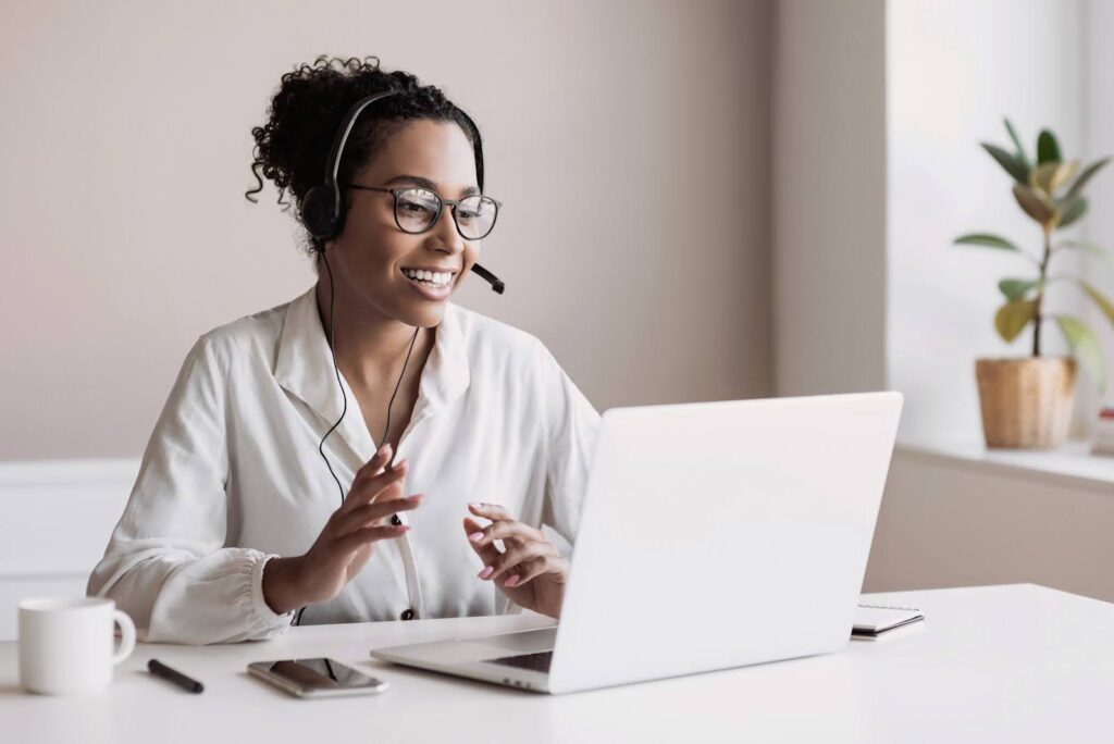 A post-baccalaureate computer science student attends a live online class.